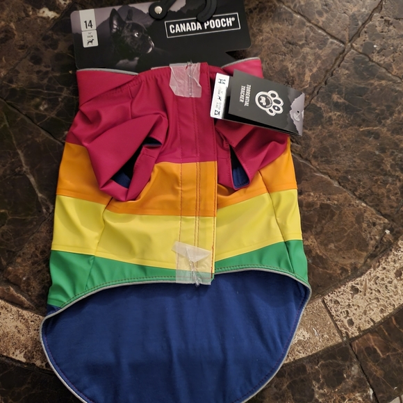 Canada Pooch Torrential Tracker Rainbow Raincoat Size 14"  NWT - Picture 5 of 8